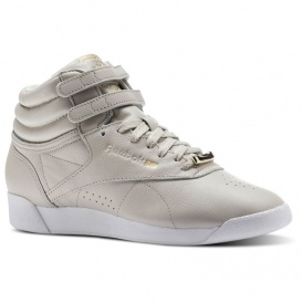 Up to 40% off Sale @ Reebok Canada