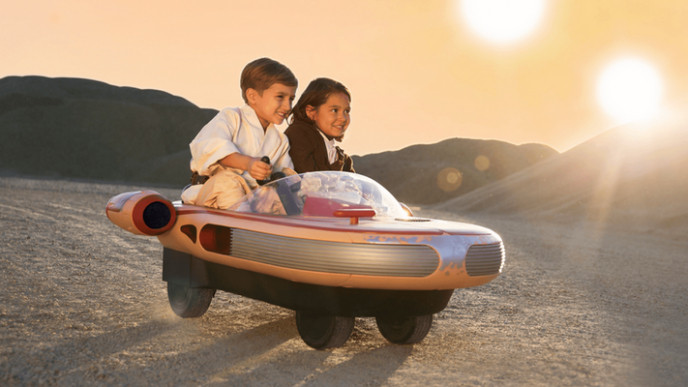 Star Wars Luke Skywalker's Landspeeder $229.98