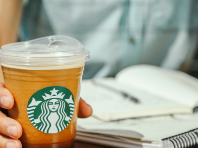 No More Straws @ Starbucks