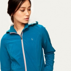 Up to 50% off Lolë Summer Sale