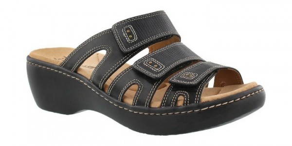 Up to 62% off Clarks Summer Daze Sale @ SoftMoc