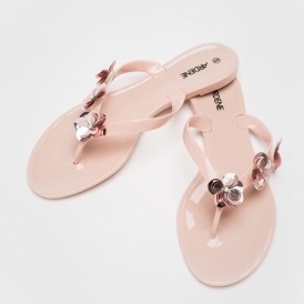 Up to 70% off Sale @ Ardene