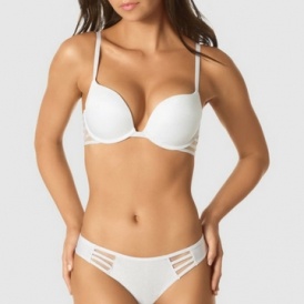 40% off Select Bras @ La Senza