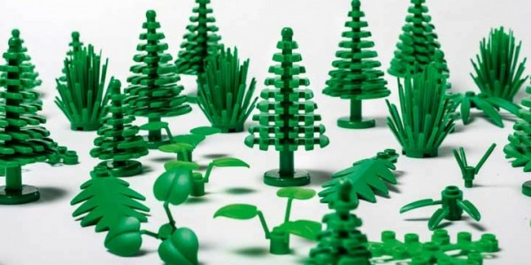 FREE LEGO Plants from Plants Set @ LEGO Canada