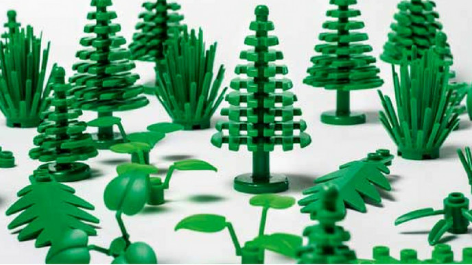 FREE LEGO Plants from Plants Set @ LEGO Canada