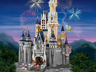 The LEGO Disney Castle is Back!