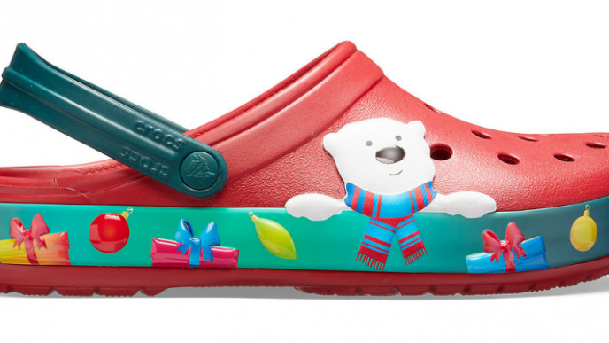 Add These Holiday Lights Clogs to Your Wish List ASAP