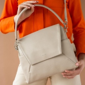 End of Season Sale @ Matt & Nat
