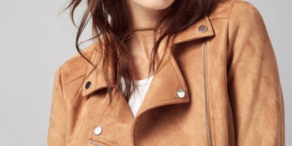 Up to 60% of End of Season Sale @ Le Château