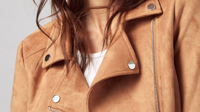 Up to 60% of End of Season Sale @ Le Château
