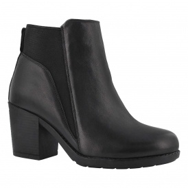 Up to 67% off Ankle Boots @ SoftMoc