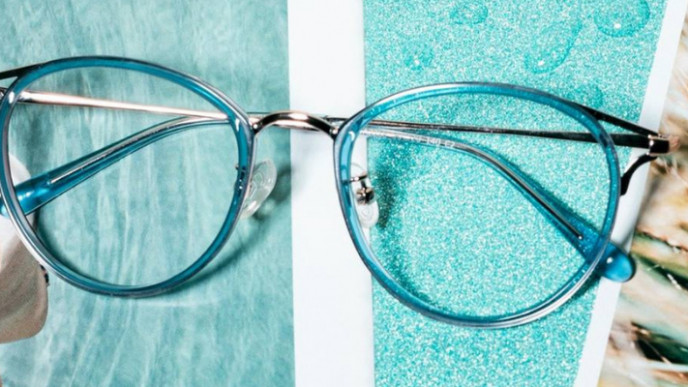 2 for 1 Women's Frames @ Eye Buy Direct Canada