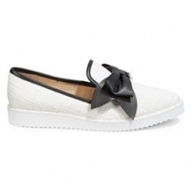 Up to 25% off Women’s Shoes @ Hudson’s Bay