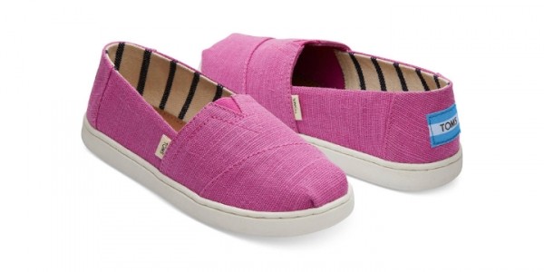 Flash Sale: 20% off Select Styles @ TOMS Canada