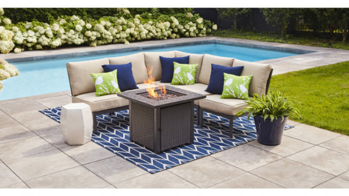 Up to 40% off Outdoor Living Sale @ Lowe’s Canada