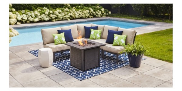 Up to 40% off Outdoor Living Sale @ Lowe’s Canada