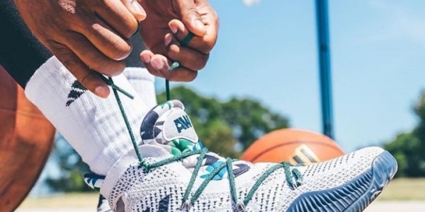 Up to 50% off Mid-Season Sale @ Adidas Canada