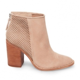 Extra 20% off Sale @ Steve Madden