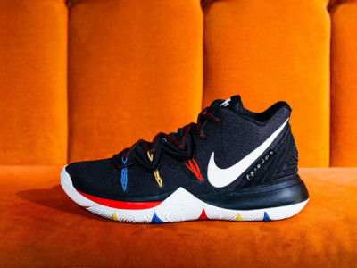 Nike Made FRIENDS Shoes!