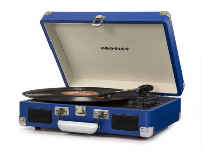25% off Crosley Cruiser Turntable