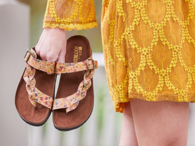 Up to 40% off Sandals @ DSW