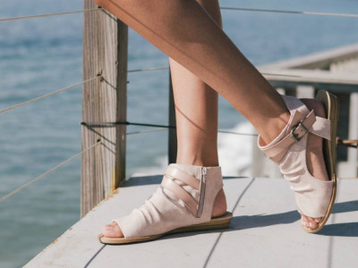 Summer Sale @ SoftMoc