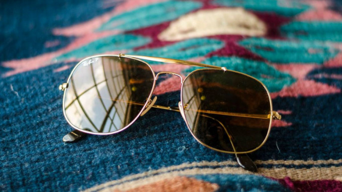 Up to 50% off Sale @ Sunglass Hut Canada