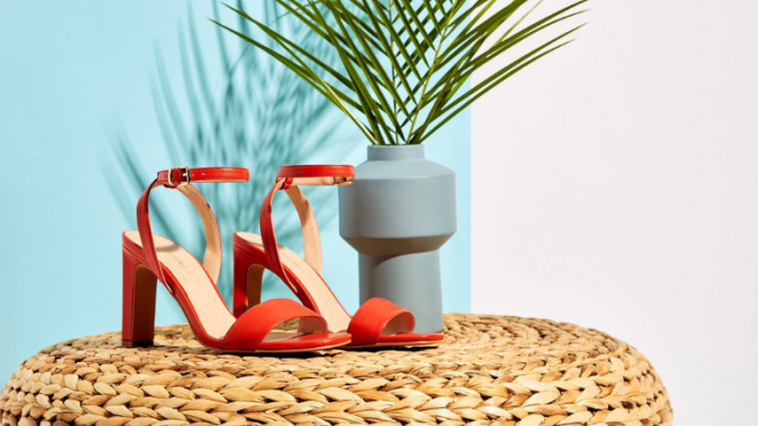 50% off ALL Sale Dresses @ Le Château