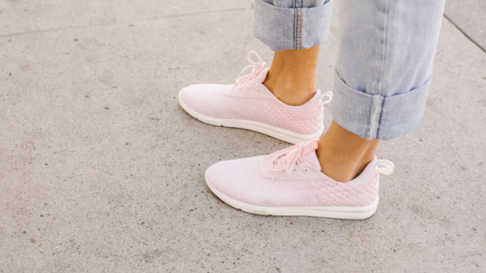 Up to $40 off Big Sale @ TOMS Canada 