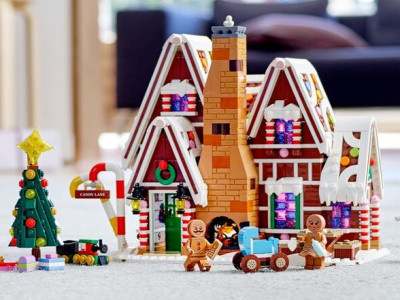 The LEGO Gingerbread House
