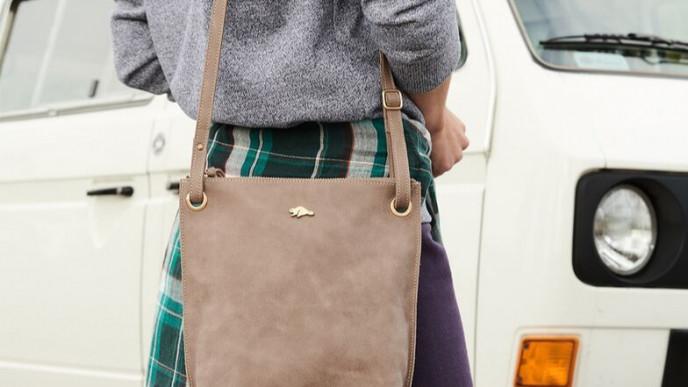 Extra 20% off Clearance Styles @ Roots