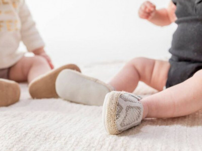 $10 off $50 @ Robeez Canada