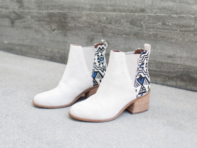 25% off Fall Boots @ TOMS