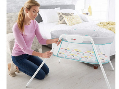 Fisher-Price Stow 'n Go Bassinet $79.99