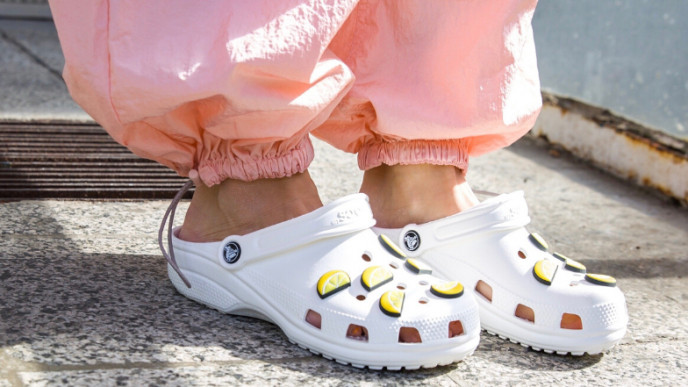 black friday deals on crocs