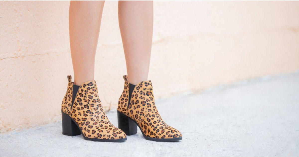 dsw midnight slippers