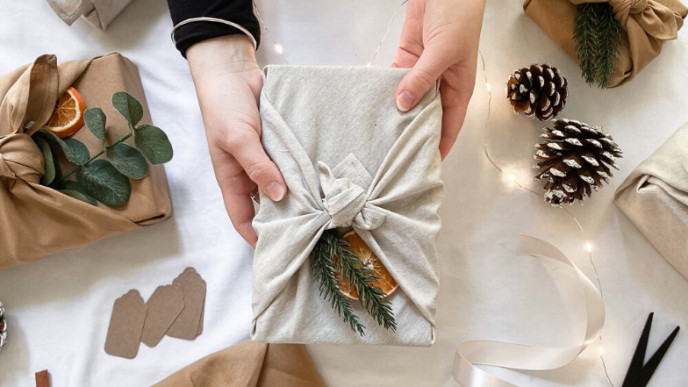 Here's Gift Wrap You Can Use Over and Over