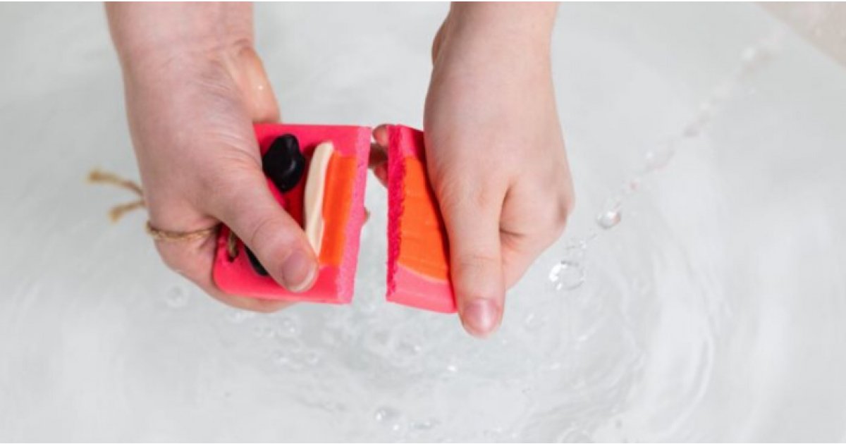 These LUSH Bath Oil Tablets are Ornaments!