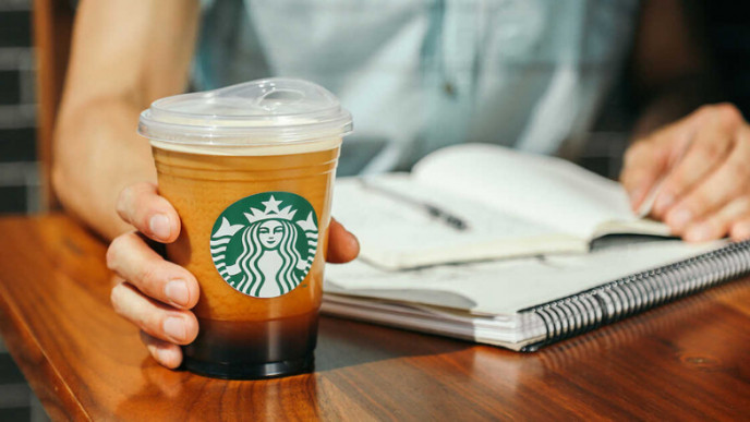 Starbucks Temporarily Bans Reusable Cups