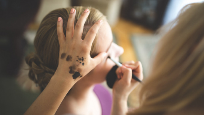 Sephora Suspends All Services and Classes