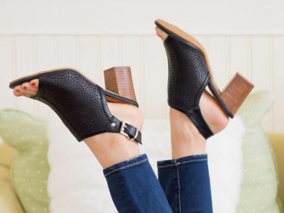 20% off Shoes and Handbags