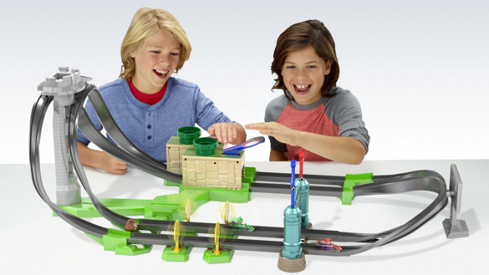Hot Wheels Mario Kart Circuit Lite Track Set $41.97 Shipped @ Walmart