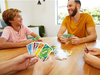 UNO Nothin’ But Paper Game $5