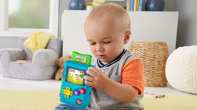 Fisher-Price Laugh & Learn Lil’ Gamer (Bilingual Edition) $11.97 @ Amazon Canada