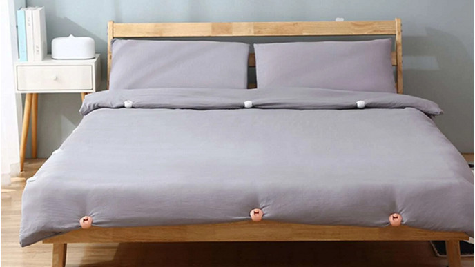 Never Get Stressed With Bedding Again With These Quilt Clips From Shein Canada