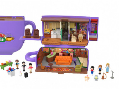 Friends x Polly Pocket Playset