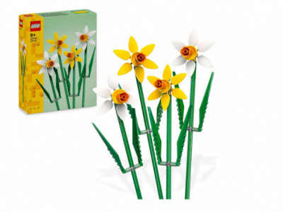 LEGO Creator Daffodils Set $14.98