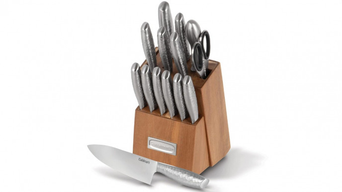 Save 54% on Cuisinart 15-Piece Knife Block Set at Amazon Canada