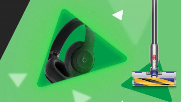 Canadian Tire Cyber Monday Sale: Deals on Christmas Trees, Ninja Appliances & Snowblowers