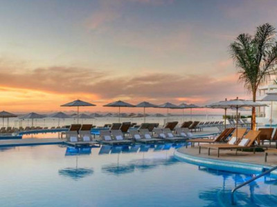 RedTag.ca: Boxing Week Seat Sale